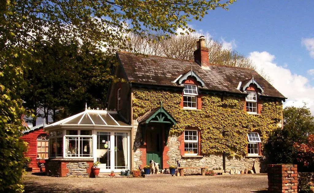 Druid Cottage-1