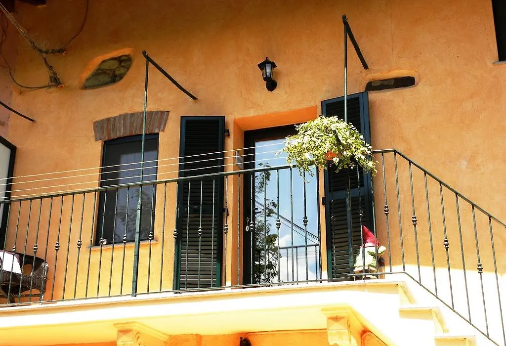 Bed&Breakfast La Siepe-1
