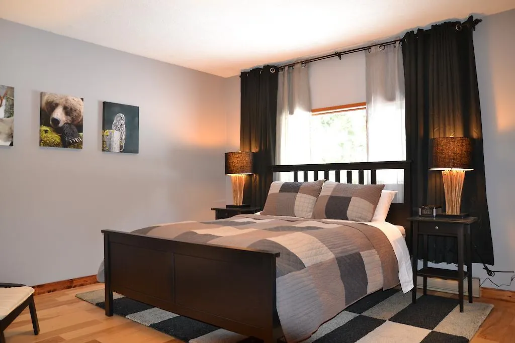 The Pines Bed & Breakfast-1
