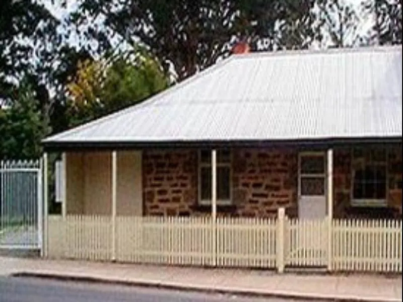 Wishing Well Cottage-1
