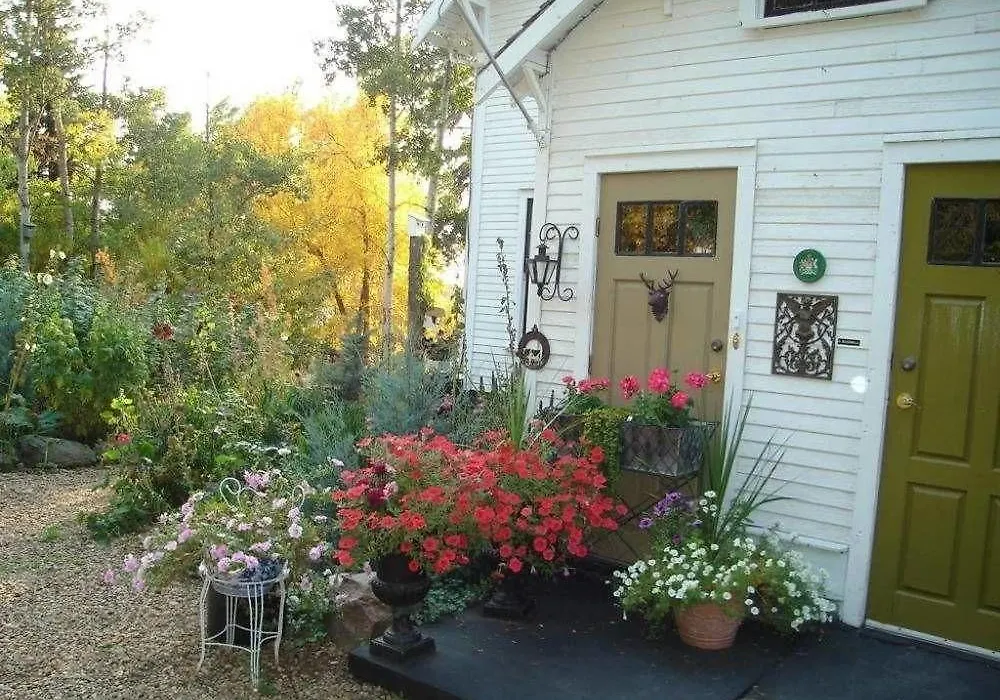 Ferintosh Manor Bed & Breakfast-1