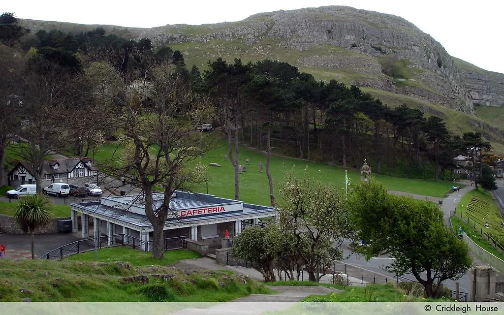Crickleigh House-1