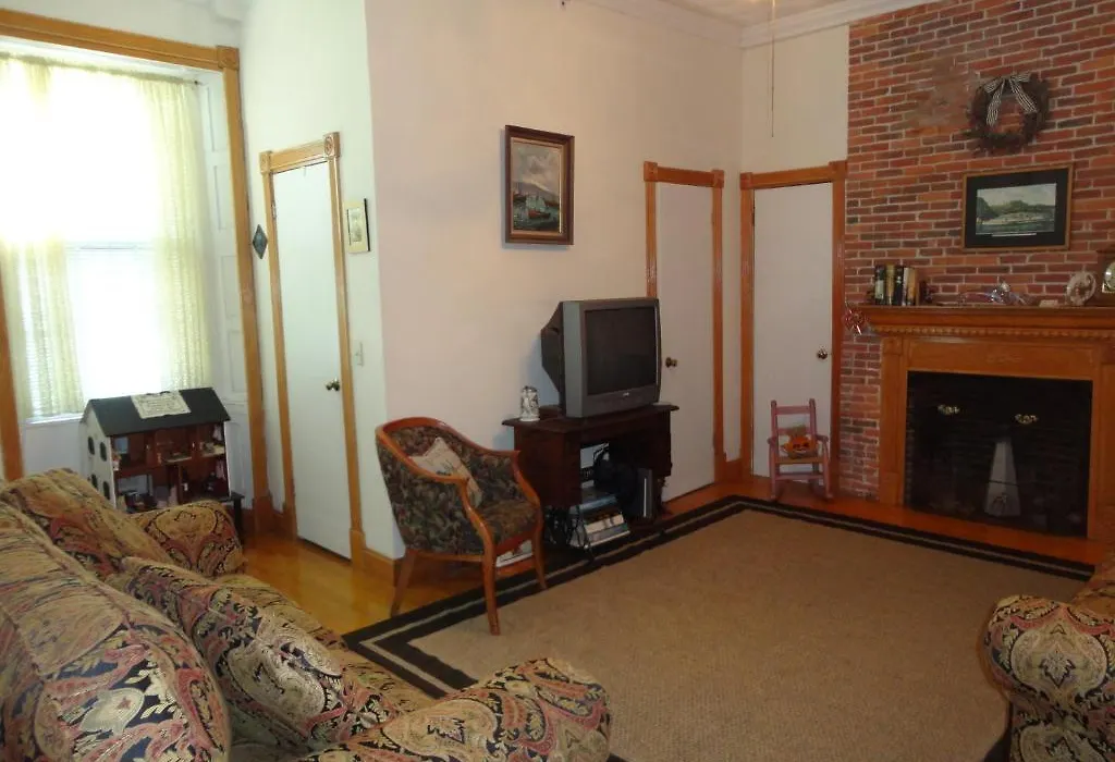 Historic Hill Inn-1