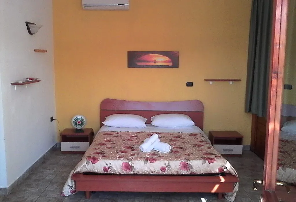 Camere Oasi-1