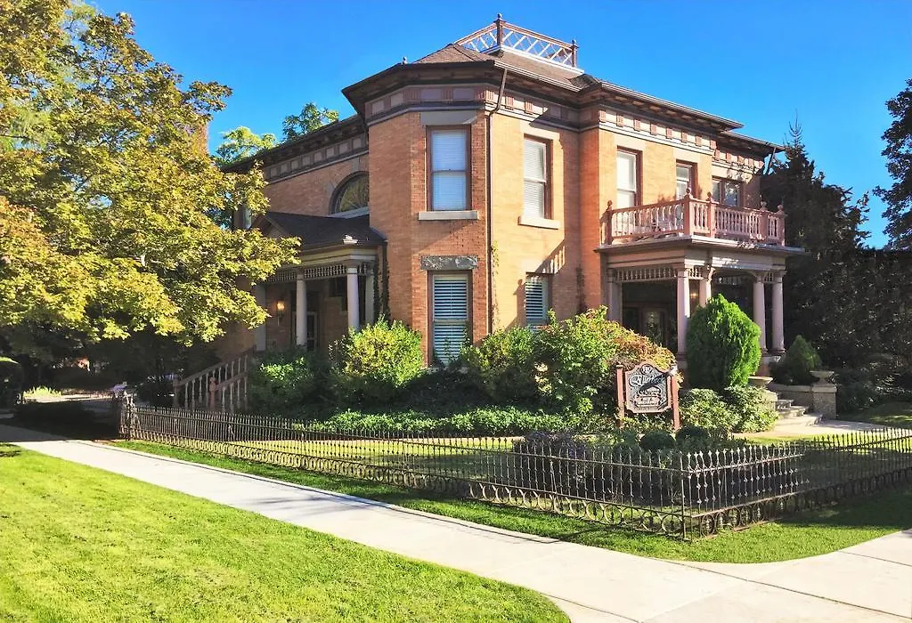 Historic Ellerbeck Mansion Bed & Breakfast-1