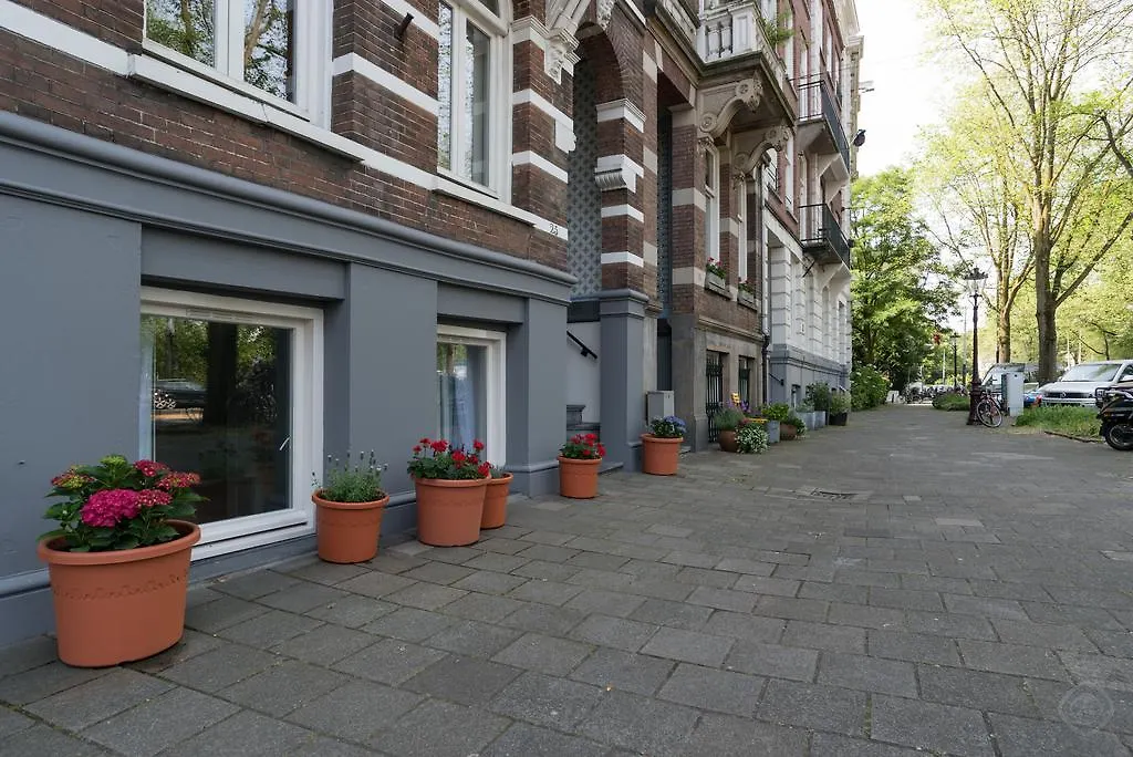 Artis Plantage Apartment-1