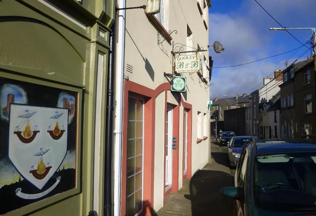 Dooley'S Guest Accommodation-1
