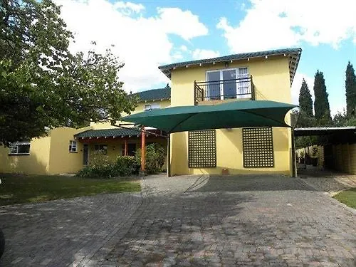 Strathavon Bed And Breakfast-1