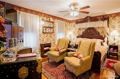 Alling House Bed And Breakfast-1