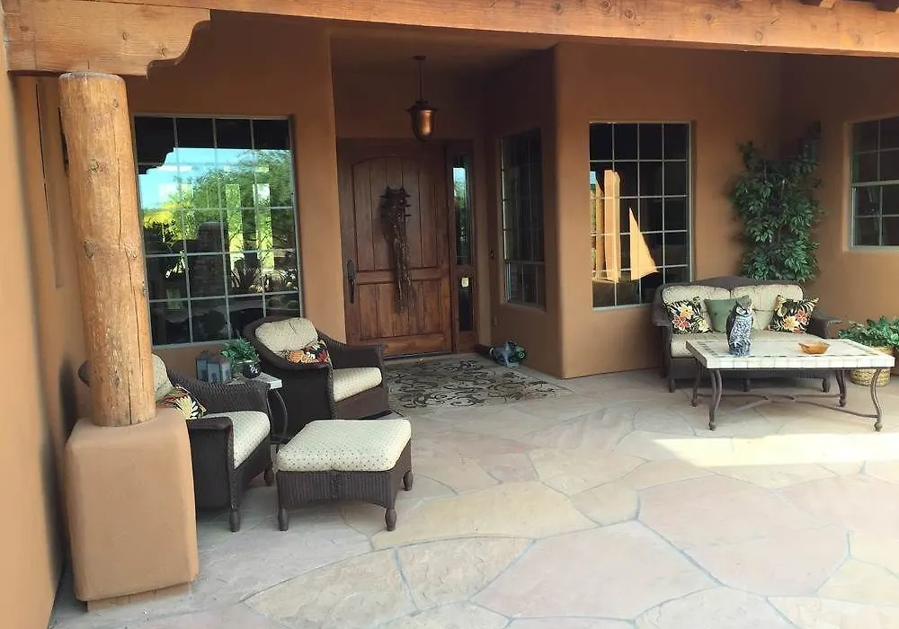 Four Peaks B And B Romantic Getaway-1