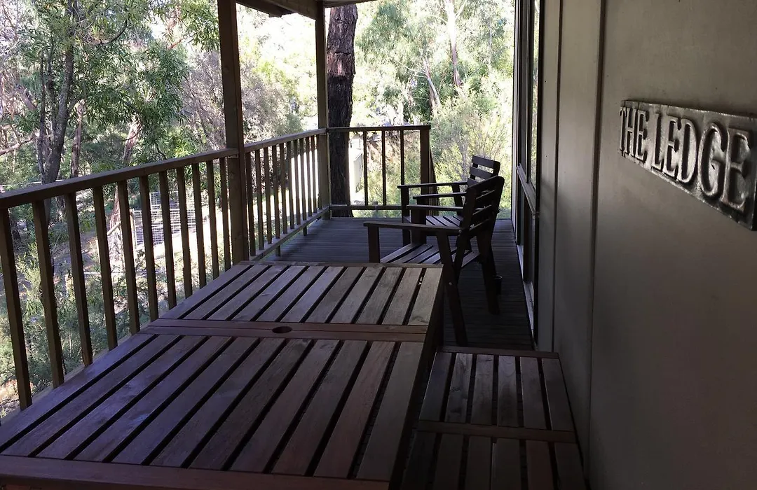 The Ledge Holiday House-1
