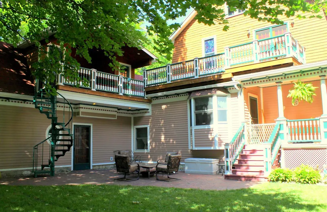 Himelhoch Bed & Breakfast-1