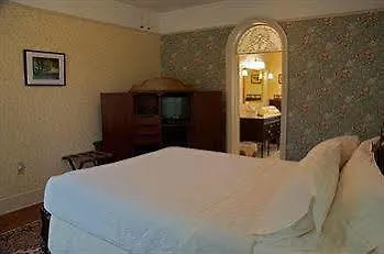 Waypoint House Bed And Breakfast-1
