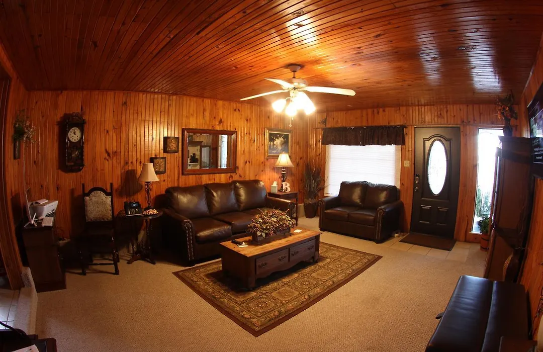 Bridget'S B&B-1