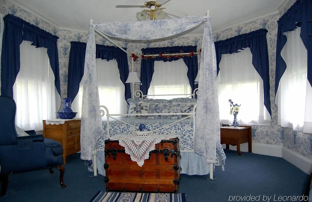 Atlantic Birches Inn B&B-1