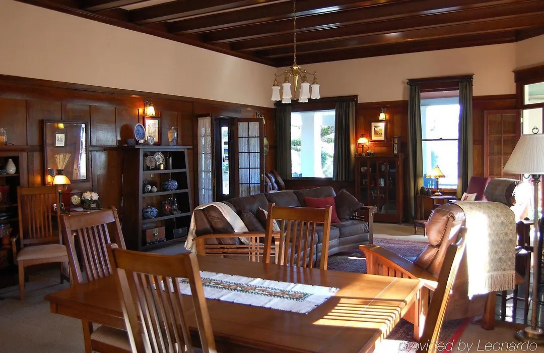 Touvelle House Bed And Breakfast-1