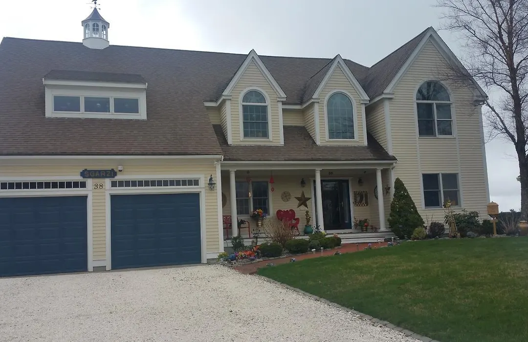 Inn 38 Oak Bluff Circle-1