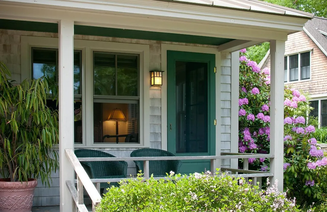 Coveside Bed & Breakfast-1