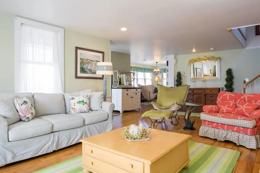 Changing Tides Bed & Breakfast-1