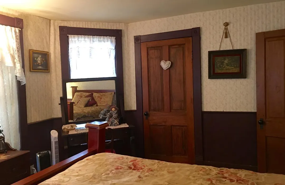 Sunnyside Inn Bed & Breakfast-1