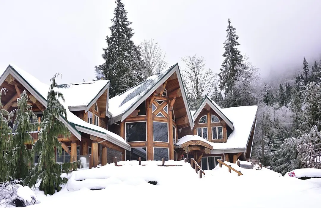 The Rockwell-Harrison Guest Lodge-1