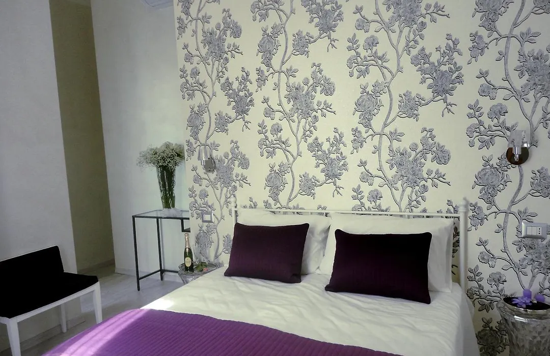 Cameo B&B-1