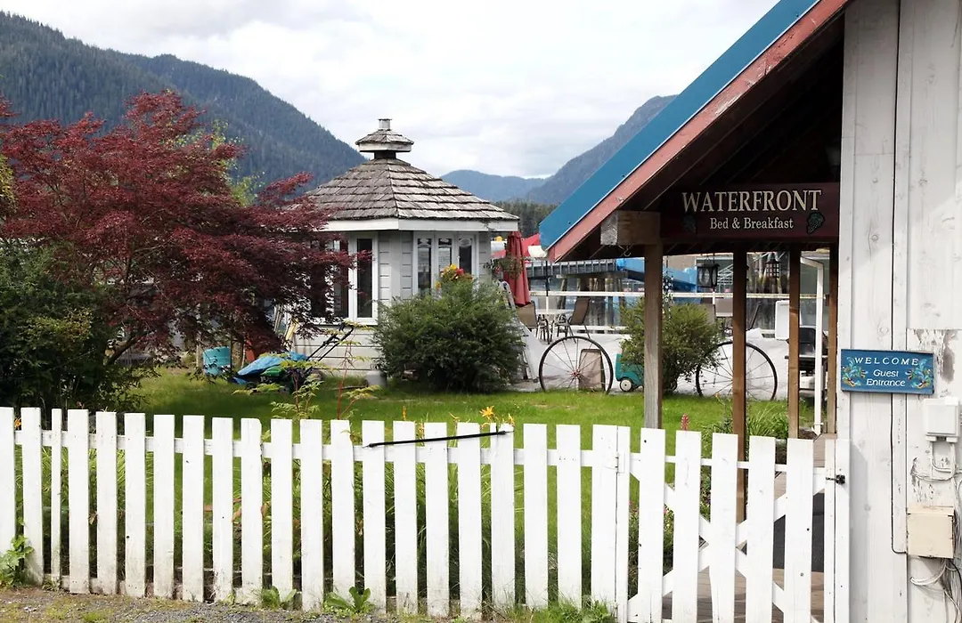 Waterfront Bed And Breakfast-1