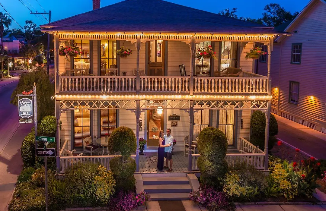 Carriage Way Inn Bed & Breakfast Adults Only - 21 Years Old And Up-1
