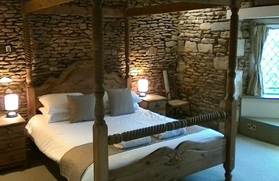 Swan Inn Lechlade-1