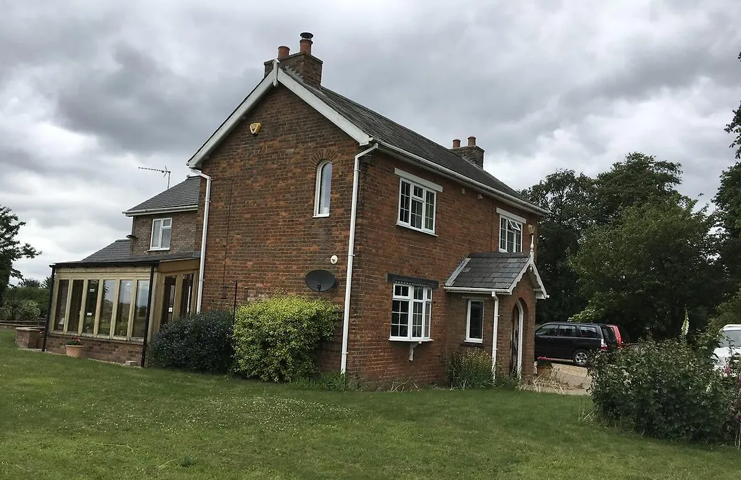 St Mary'S Lodge B And B-1