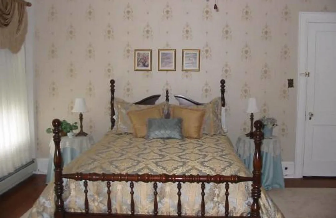 Mountain Laurel Bed & Breakfast-1