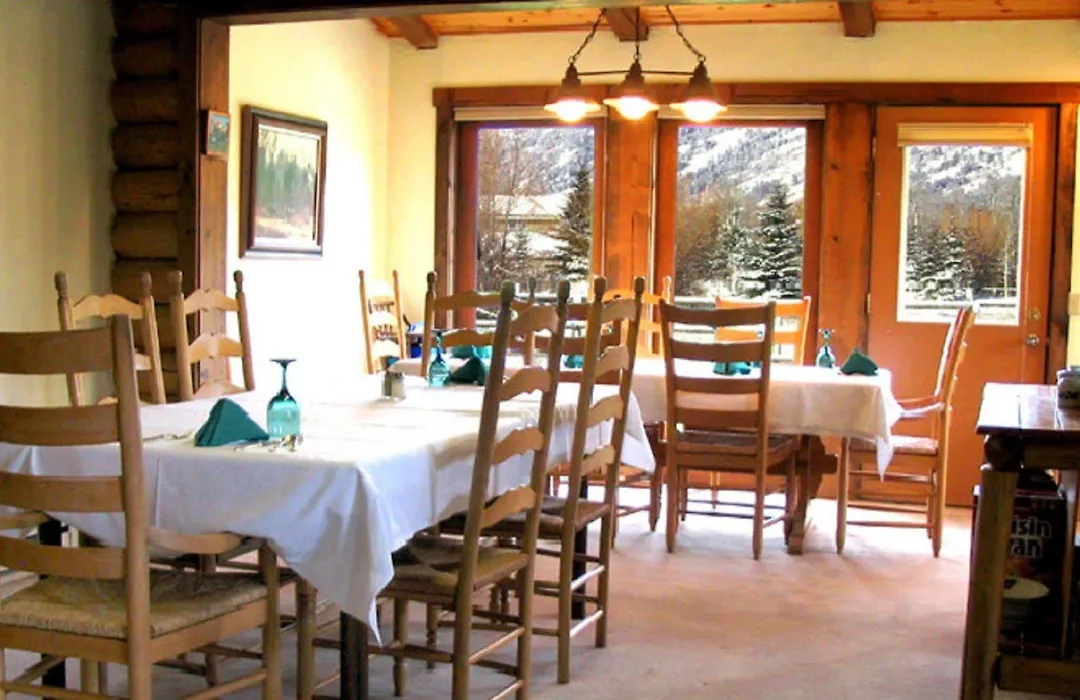 The Sassy Moose Inn-1