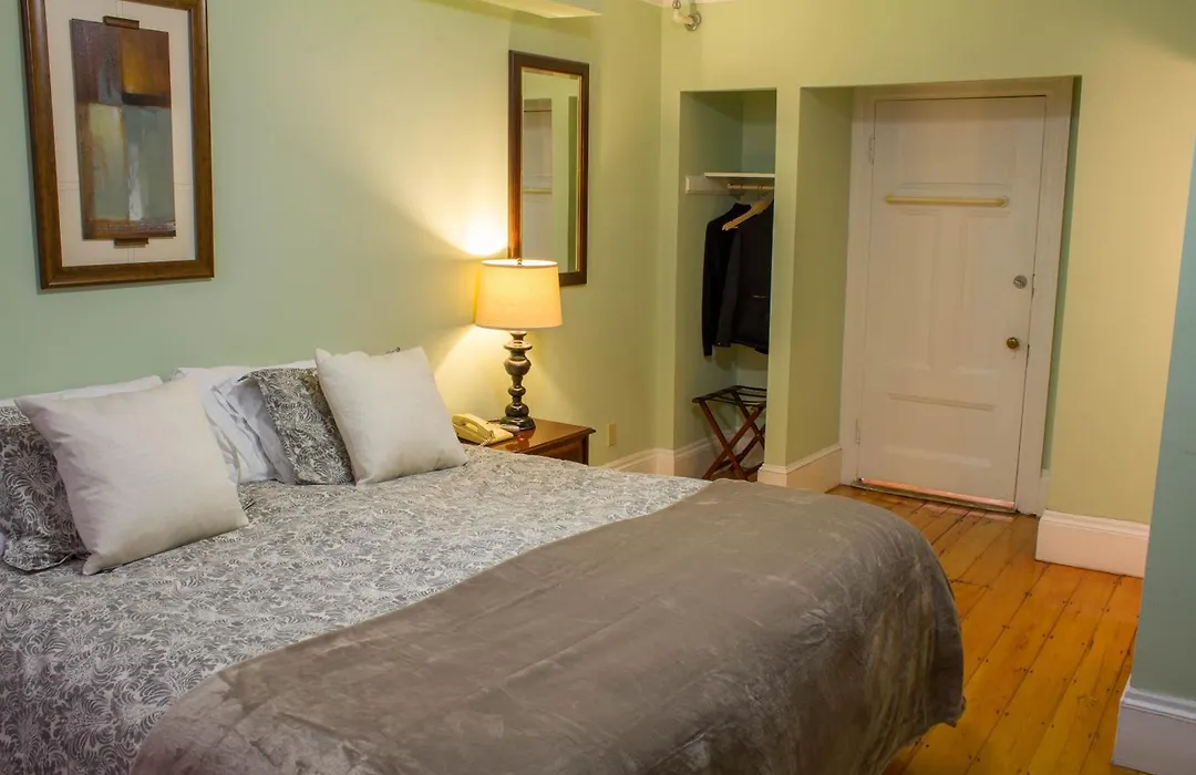 Beacon Inn 1750-1
