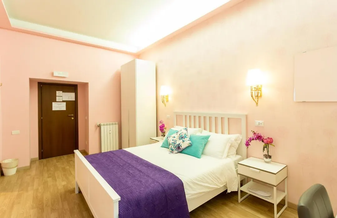 Bq House Milizie Luxury Rooms-1