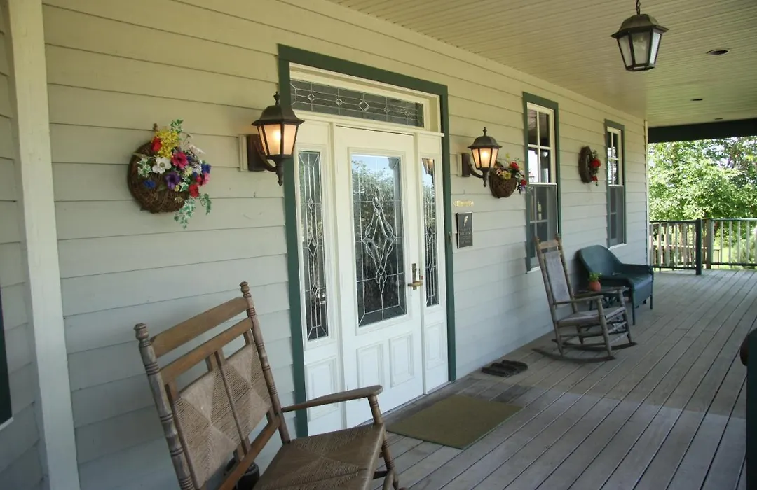 Brightwood Inn-1