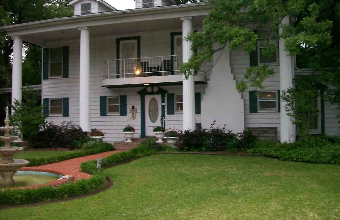 Azalea Plantation B & B-1
