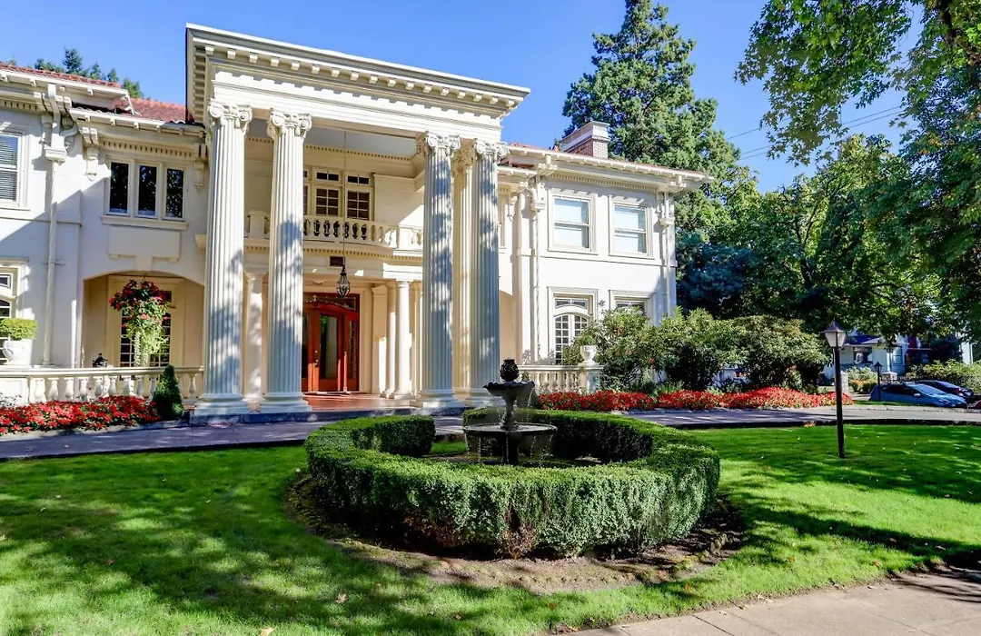 The Portland White House-1