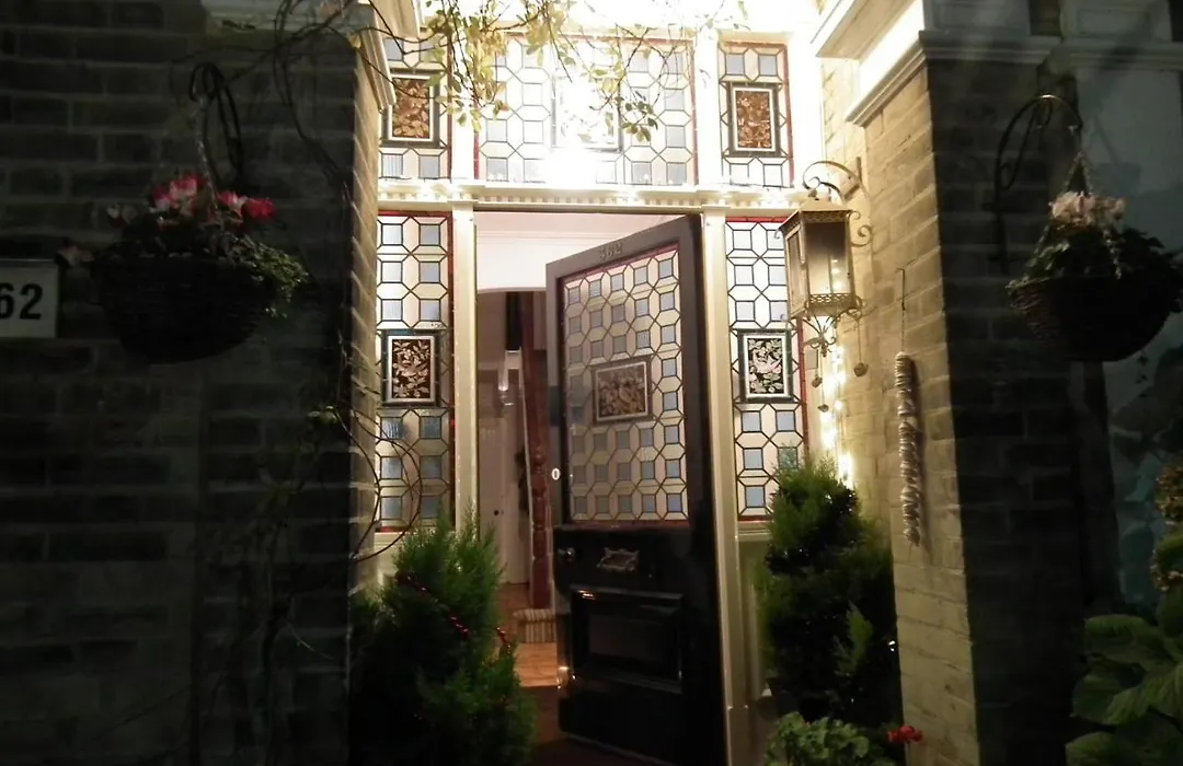 Chiltern House B&B-1