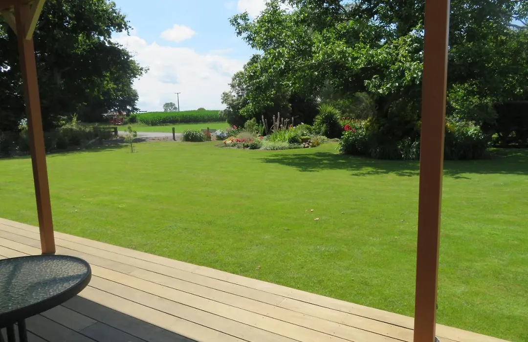 Walnut Lodge B&B-1