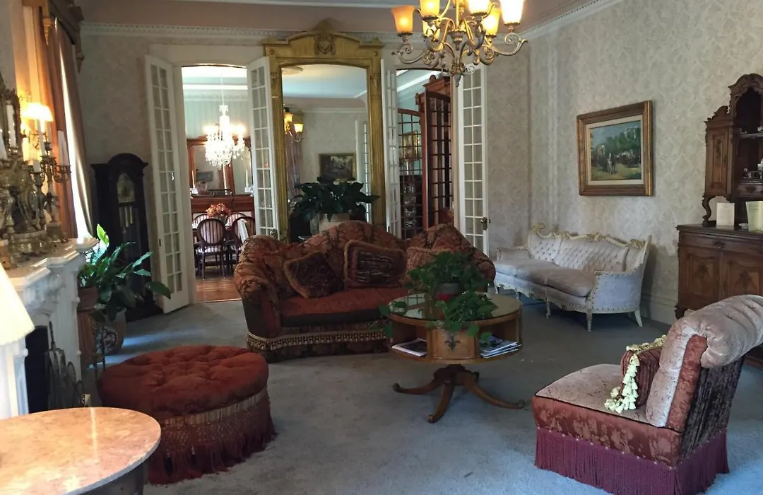 Batcheller Mansion Inn-1
