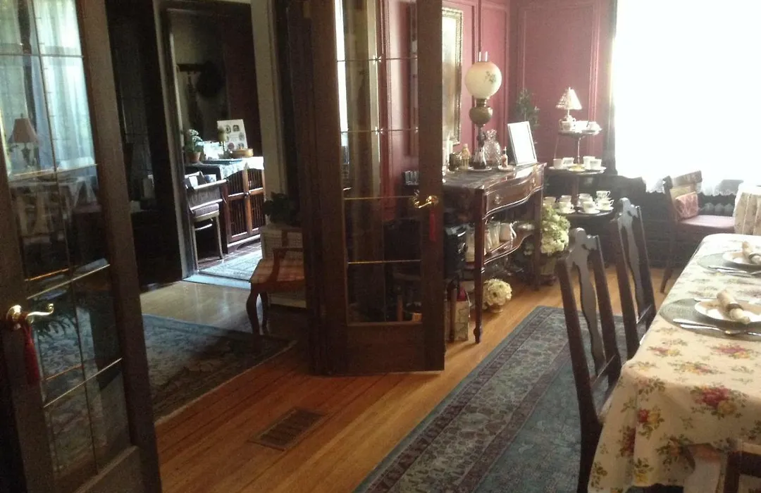 Hanover House Bed And Breakfast-1