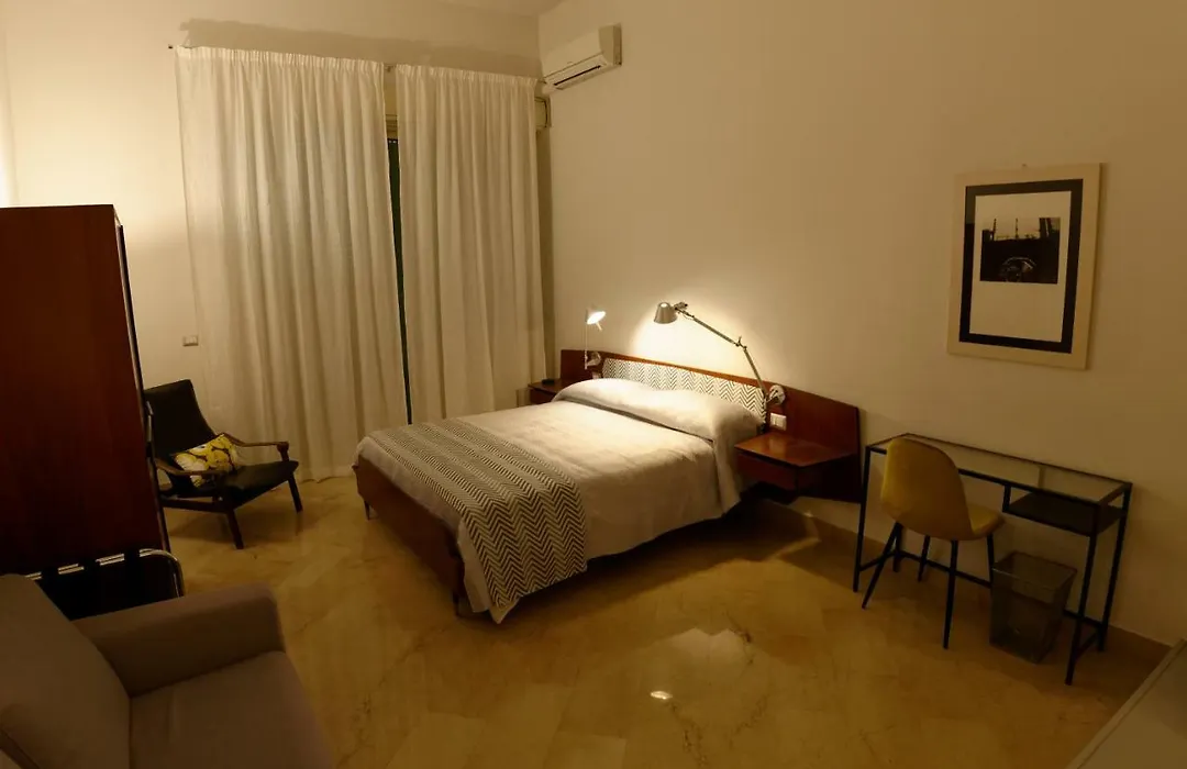 B&B Questa casa non e'un albergo-1