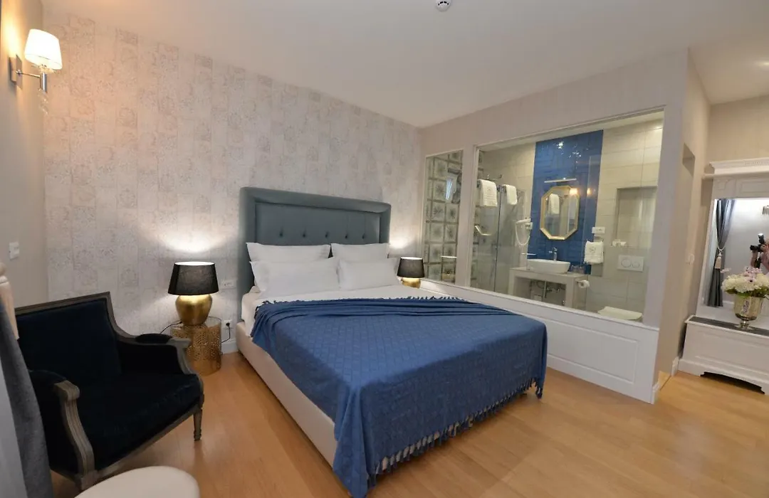 The Duke Luxury Rooms-1
