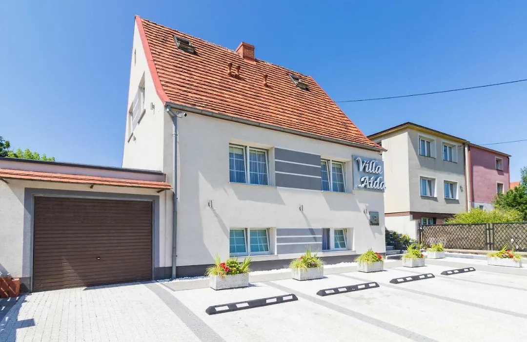 Villa Aida pokoje gościnne-1