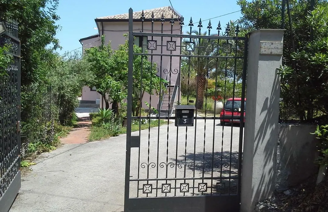 La Cage Aux Folles B&B-1