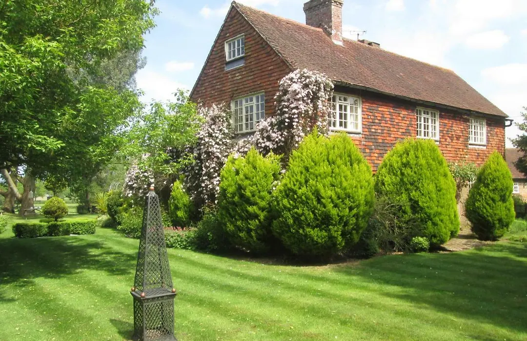 Clayton Wickham Farmhouse-1