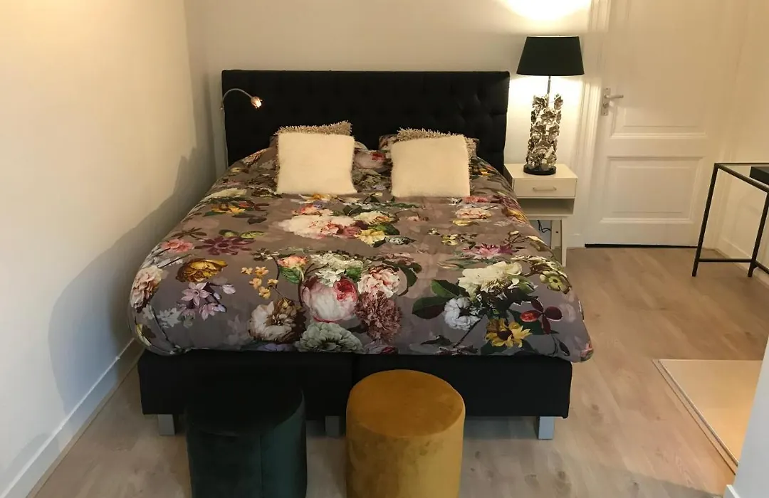B&B Midtown Amsterdam-1
