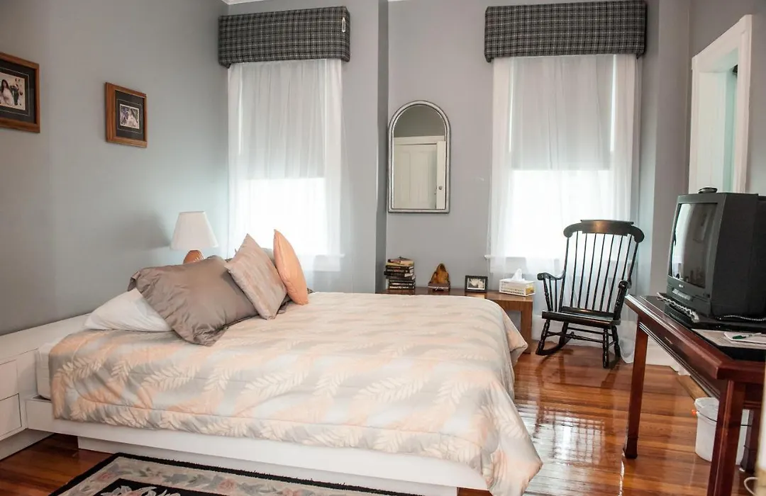 Cedars & Beeches Bed & Breakfast-1