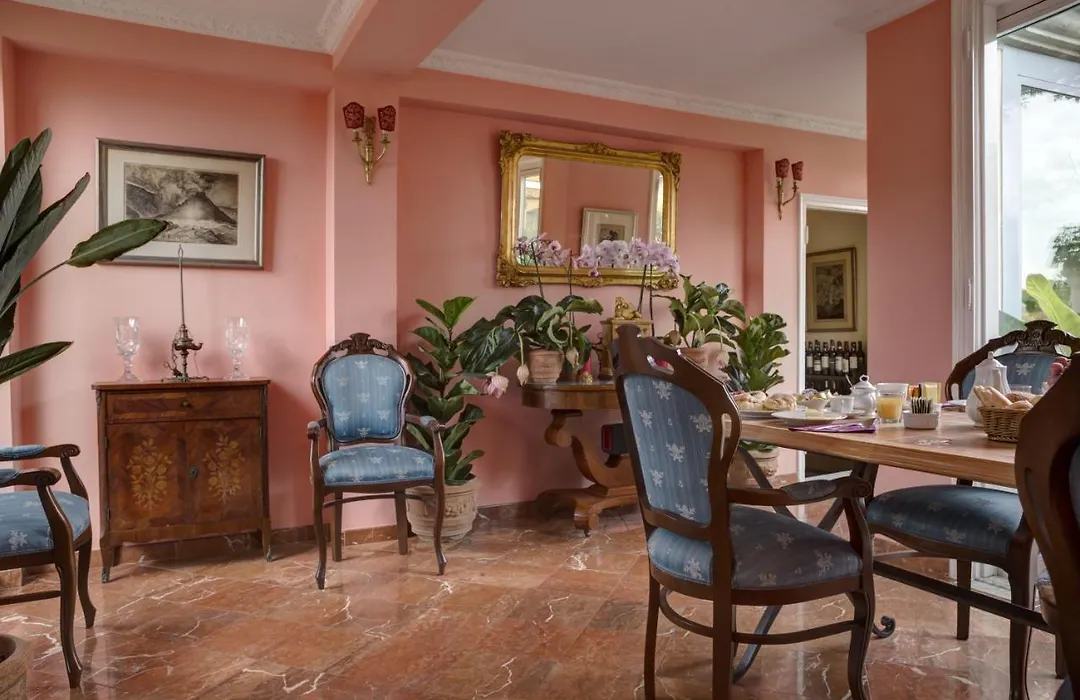 Episcopo Lipinsky Luxury Suites-1