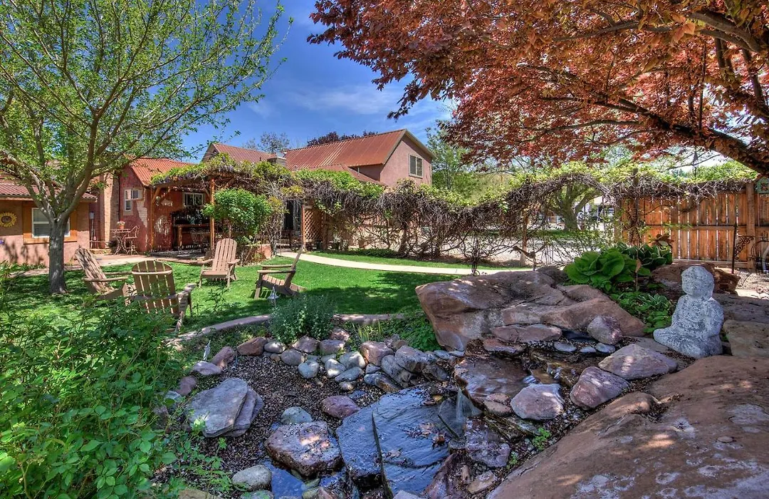 Cali Cochitta Vacation Rentals-1
